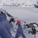 Skitour-Zuckerhütl-im-Stubaital---Gipfelanstieg-durch-die-Firnrinne