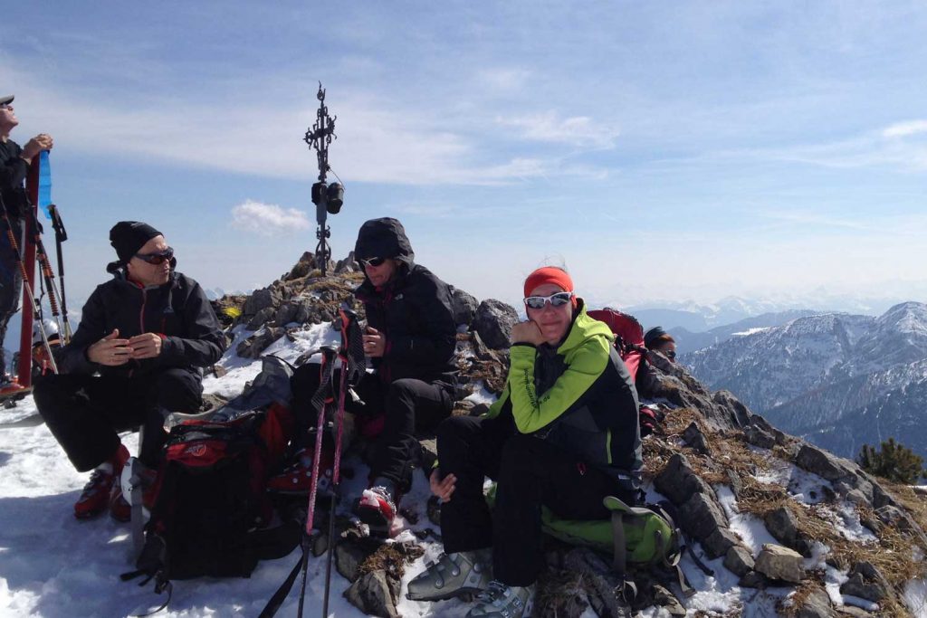 Skitour-für-Einsteiger-im-Spitzingseegebiet---Gipfel-Auerspitz