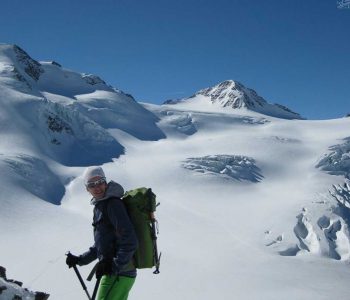 Skitour-Ötztaler-Wildspitz---Am-Mittelbergjoch