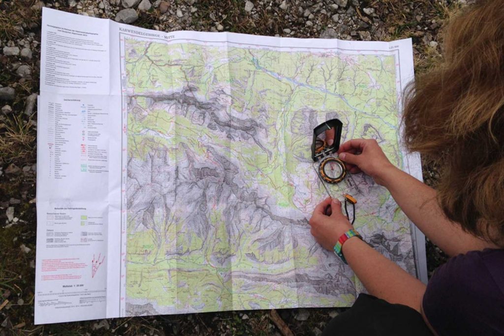 Orientierungskurs-Ermitteln-Kompasszahl