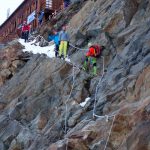4000er-im-Wallis-Monte-Rosa---Abstieg-Fixseile-Rifugio-Gnifetti