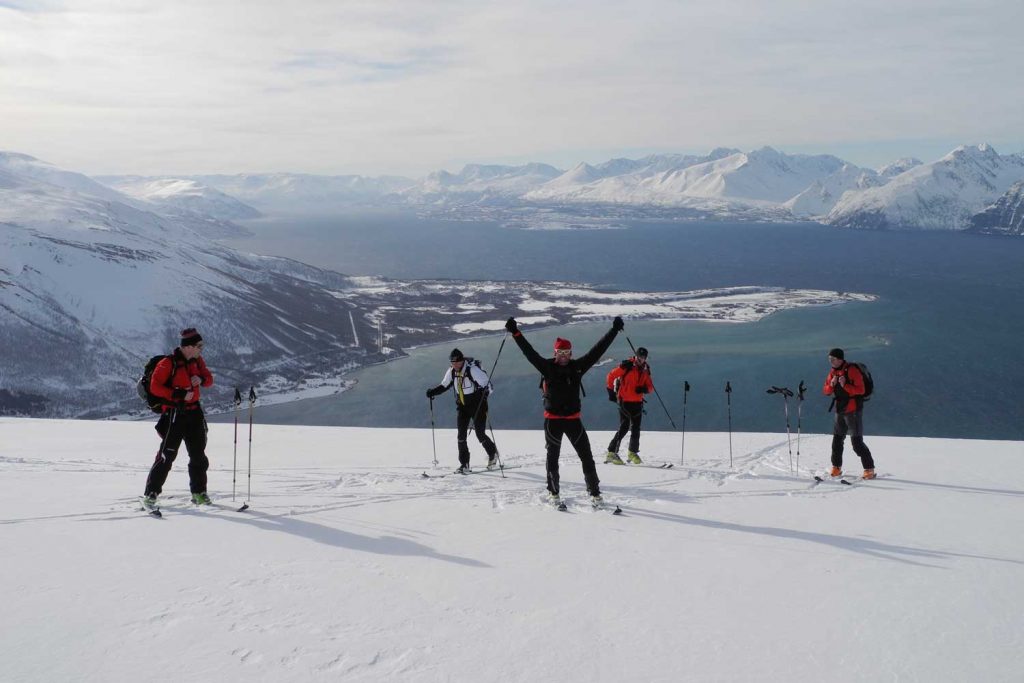 Skitouren-Norwegen-Lyngenalps---Am-Gipfel