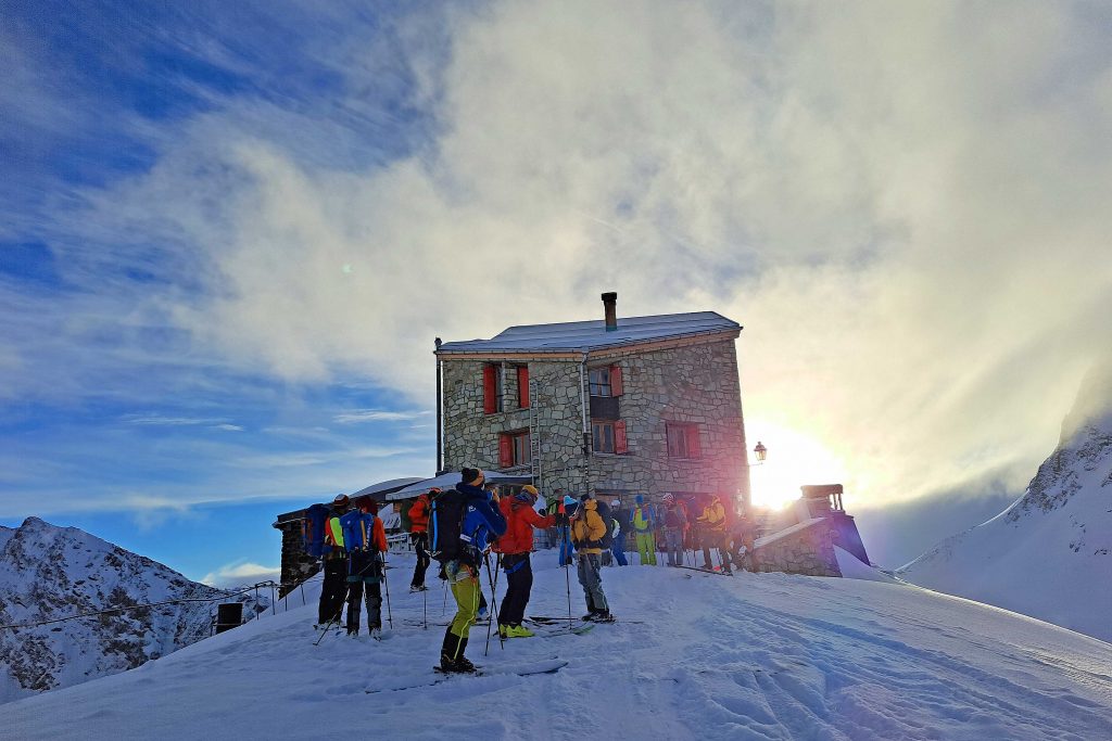 Haut-Route-Verbier---Zermatt---Dix-Hütte