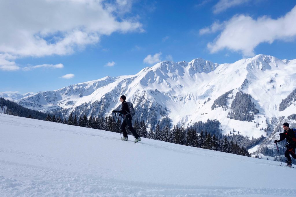 Skitour-in-den-Kitzbüheler-Alpen--Blick-zum-Großen-Beil