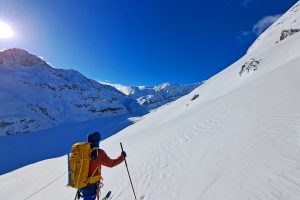 Haut-Route-Chamonix---Zermatt---Dix-Stausee
