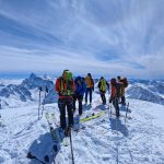 Haute-Route-Verbier-nach-Zermatt---Gipfel-Pigne-d`Arolla-Richtung-Matterhorn