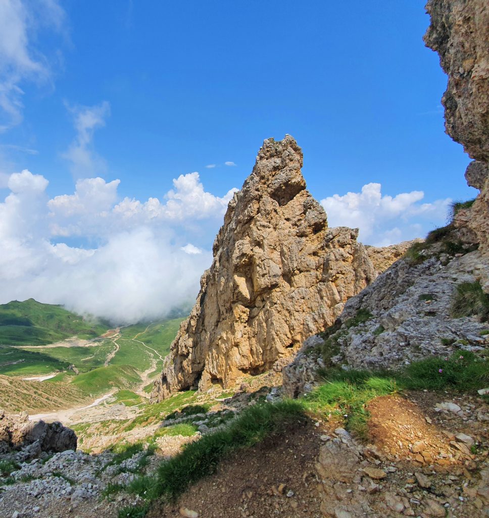 Klettersteige-und-Wandern-im-Rosengarten---Felstürme