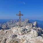 Klettersteige-und-Wandern-im-Rosengarten---Gipfelkreuz