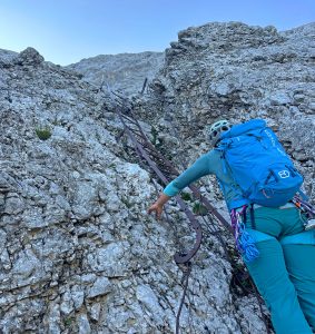 Eisenzeit---Zugspitze-mit-Bergführer---An-der-Harakiri-Leiter