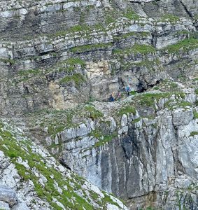 Eisenzeit---Zugspitze-mit-Bergführer---Querung-am-Beginn