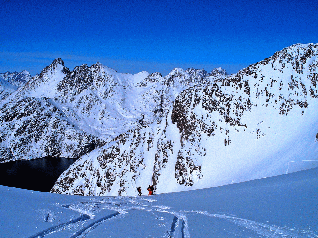 Skitouren-in-Grönland-mit-Bergführer---Skitourenziele