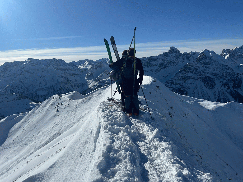 Skitouren-im-Kleinwalsertal---Grat-Güntlespitze