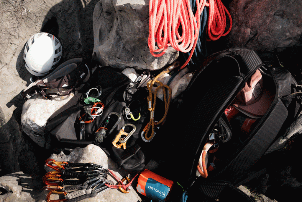 Safety-Academy---Alpine-Climbing---Klettermaterial